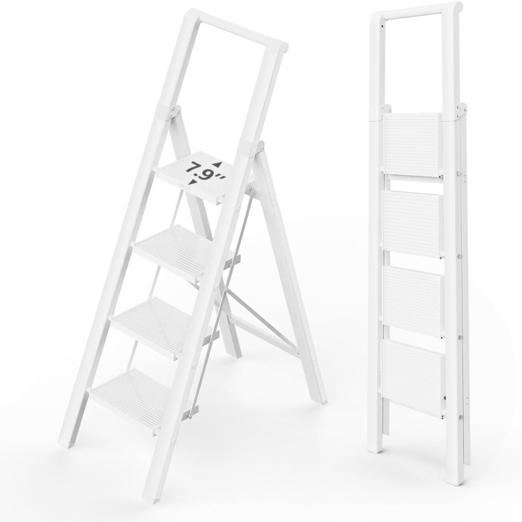 WOA WOA 6 Step Ladder, Lightweight Folding Ladder with Non-Slip Wide Pedals, Ladder with Safe Grip Handle, Easy to Open and Close, Suitable for Home and Outdoor - Brown Gold